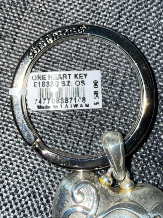 Brighton One Heart Key Fob - Picture 2 of 3